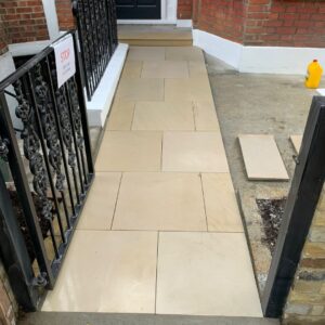 francesco landscaping and building client image of an entrance pathway